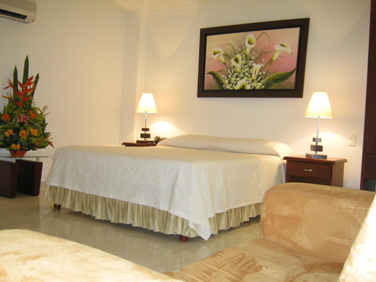 Hotel Sol Dorado Βιλιαβισένσιο Εξωτερικό φωτογραφία